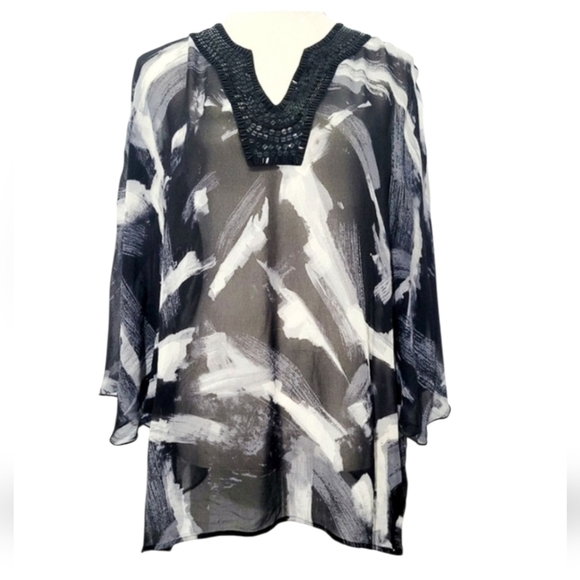 Chico’s 100% Silk Black White Abstract Beaded Neckline Tunic Top Size Medium - Picture 1 of 10